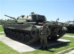 Askerimiz; Selçuk Polat